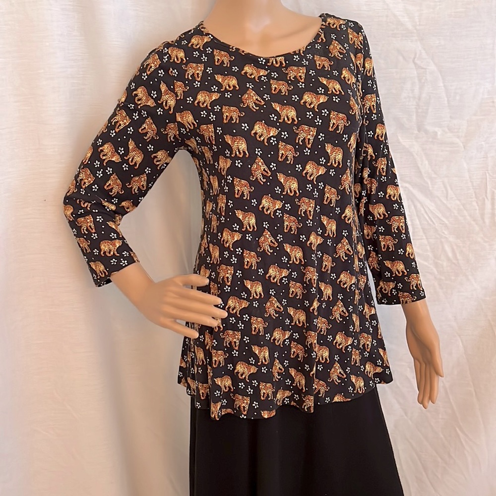 Leopard print pull on trapeze top